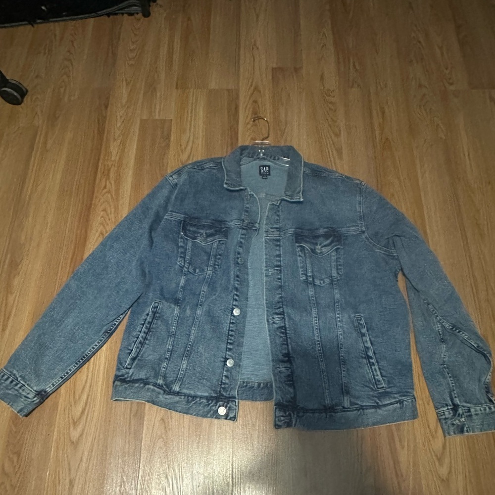 Gap Classic Denim Jacket with Button Closure